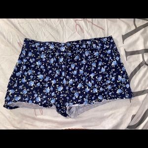 Flower shorts